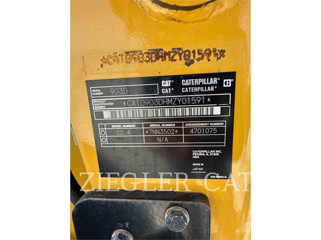 CAT 903D Wielladers