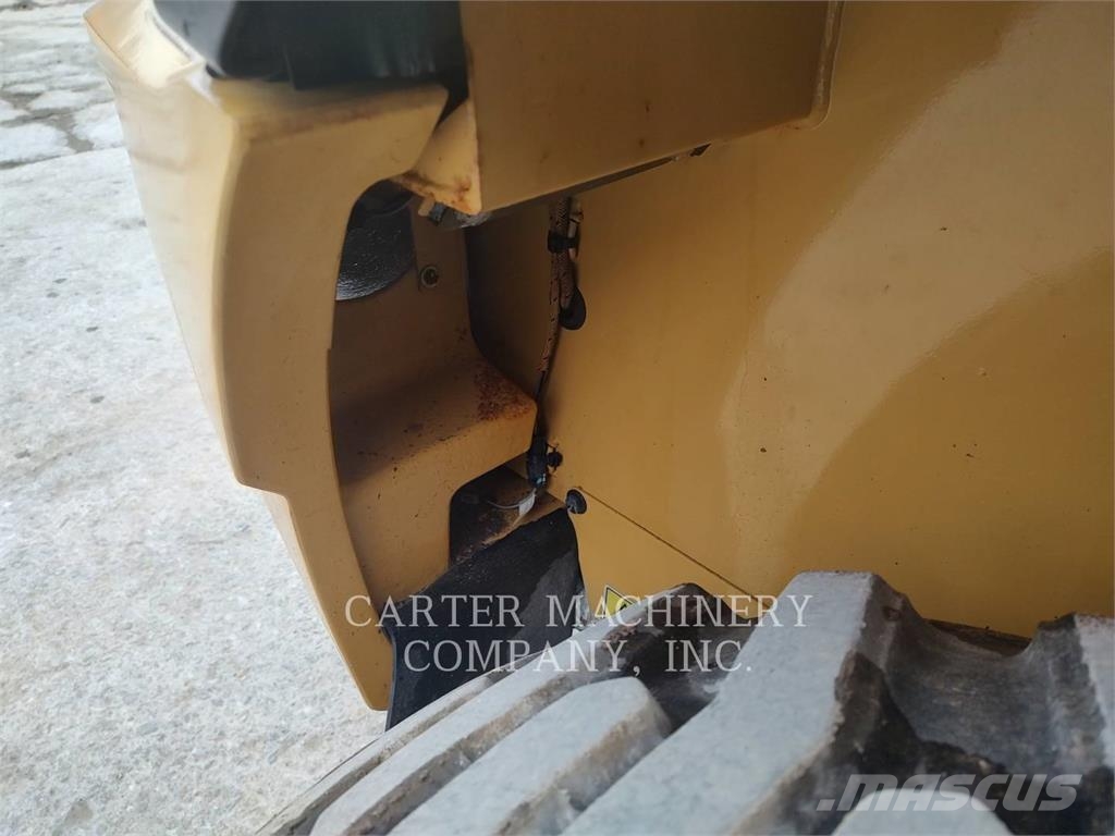 CAT 903D Φορτωτές με λάστιχα (Τροχοφόροι)