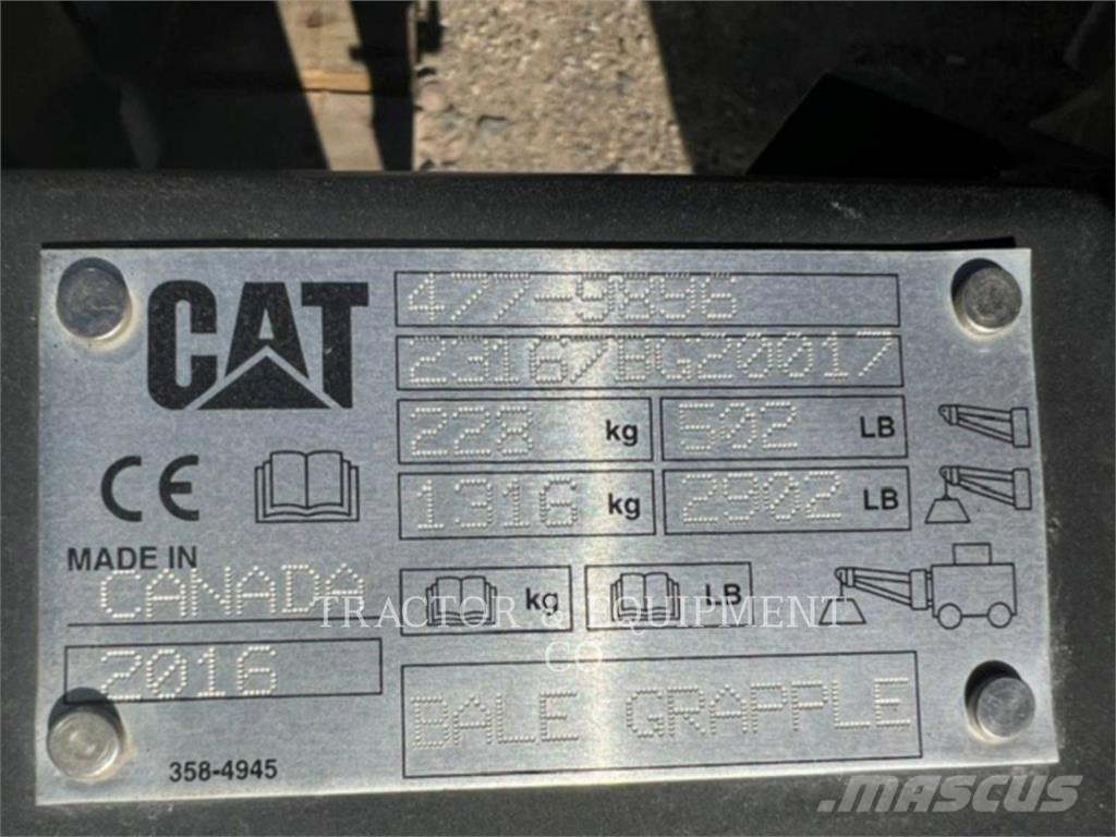CAT 906 Chargeuse sur pneus