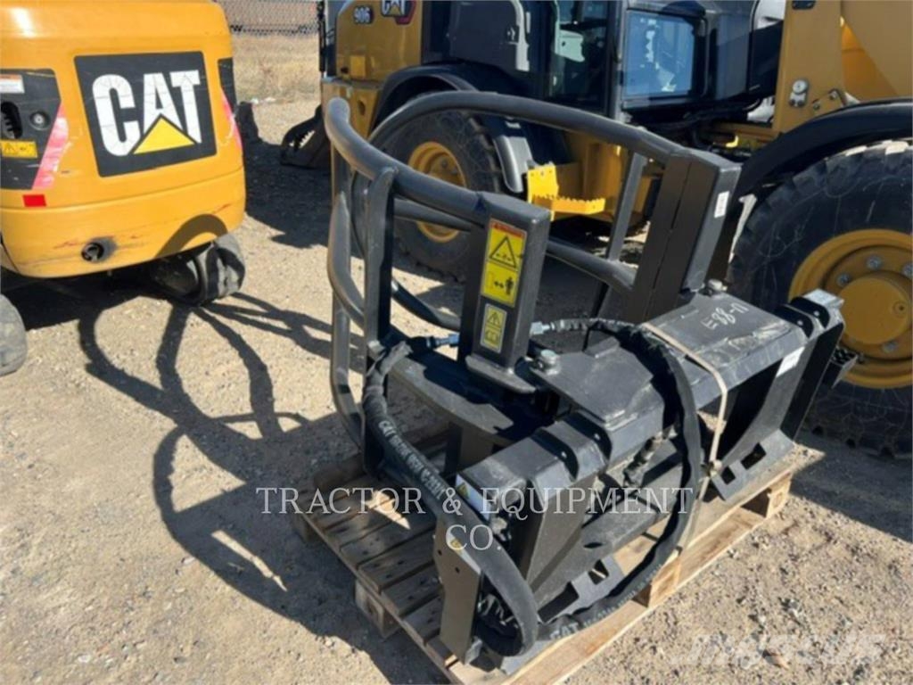 CAT 906 Chargeuse sur pneus