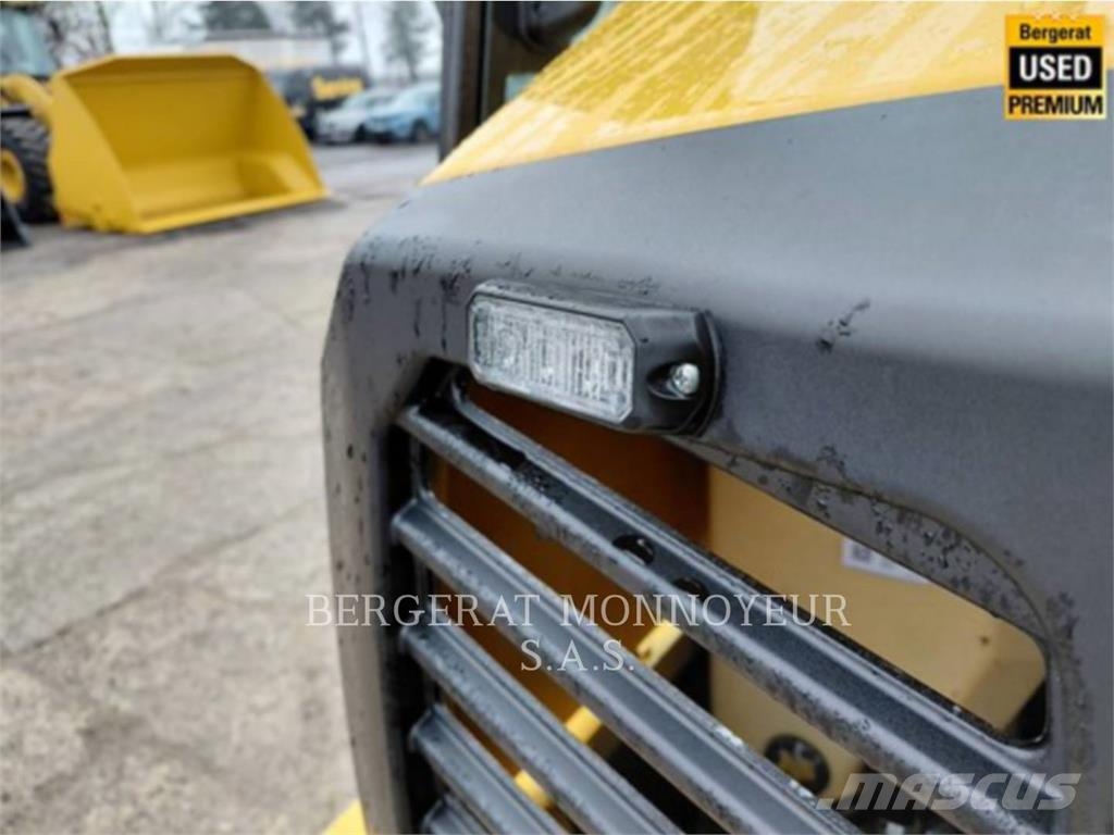 CAT 906 Μίνι φορτωτές