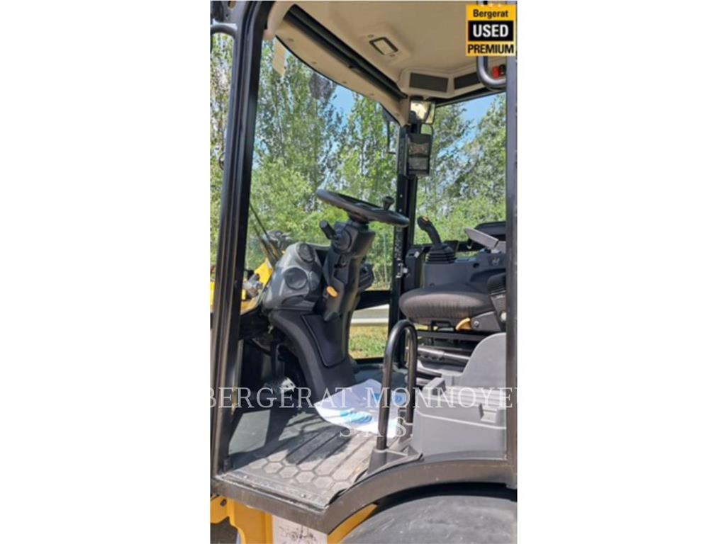 CAT 906 Μίνι φορτωτές