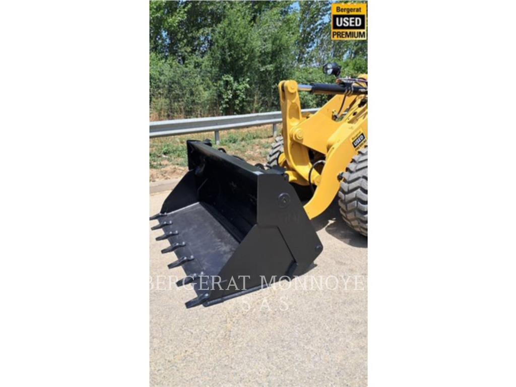 CAT 906 Μίνι φορτωτές
