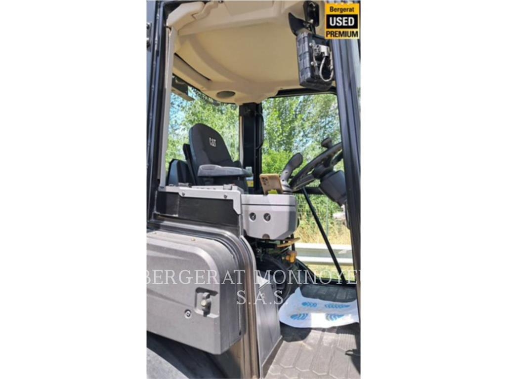 CAT 906 Μίνι φορτωτές