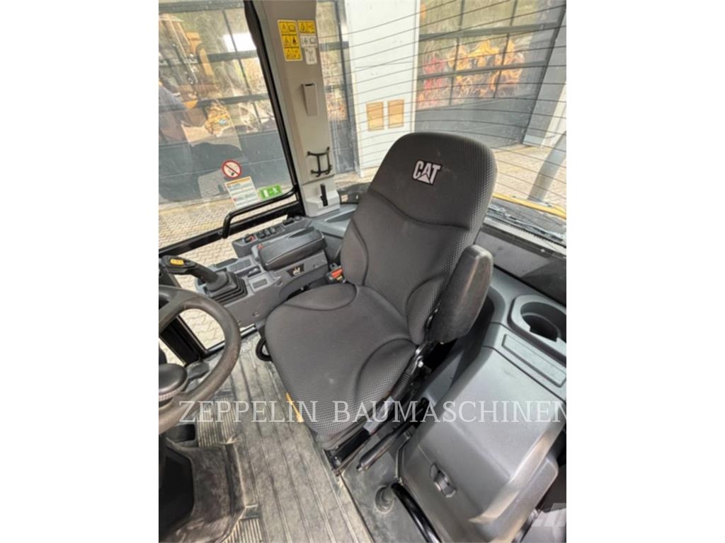 CAT 906-14 Radlader