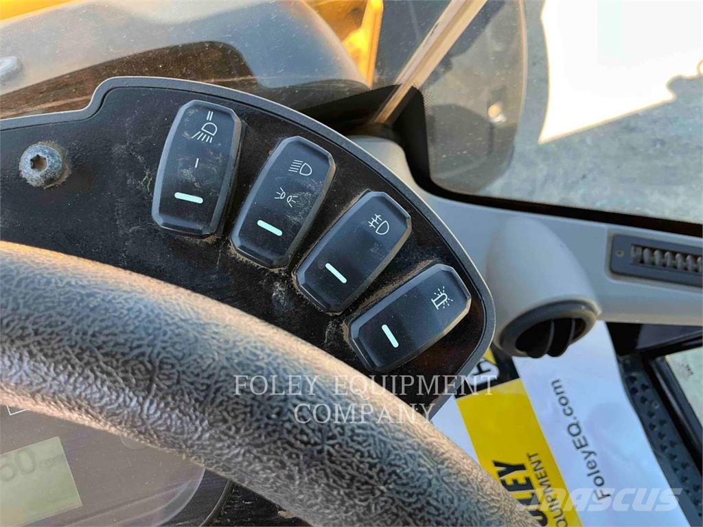 CAT 906M Radlader