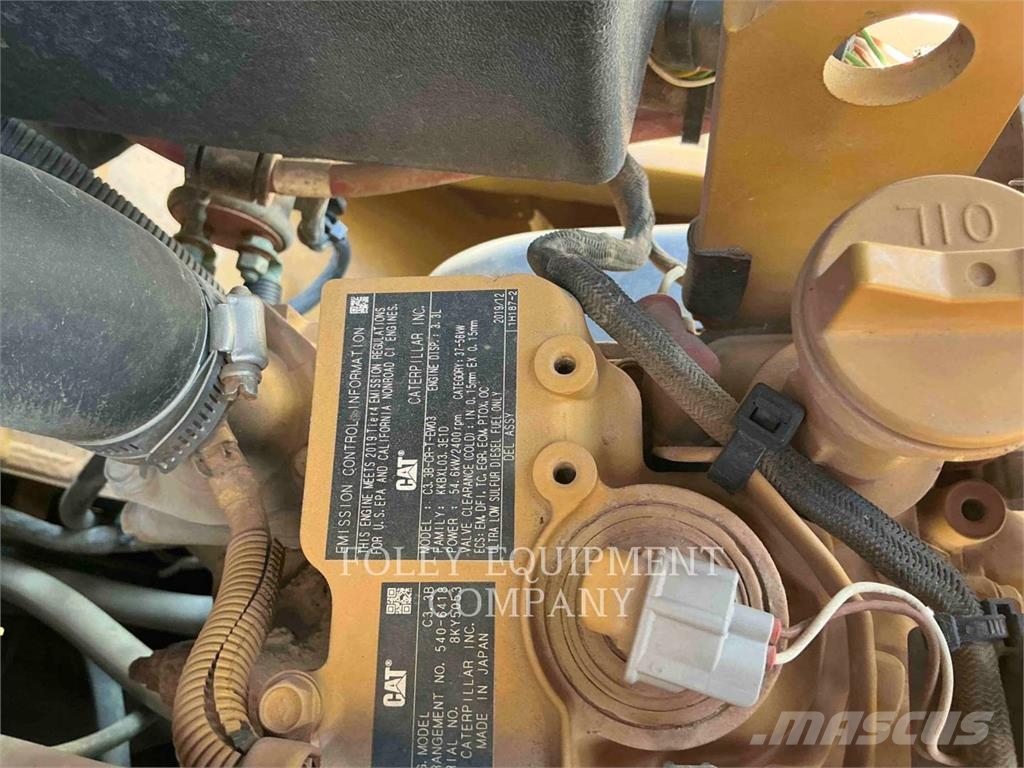 CAT 906M Radlader