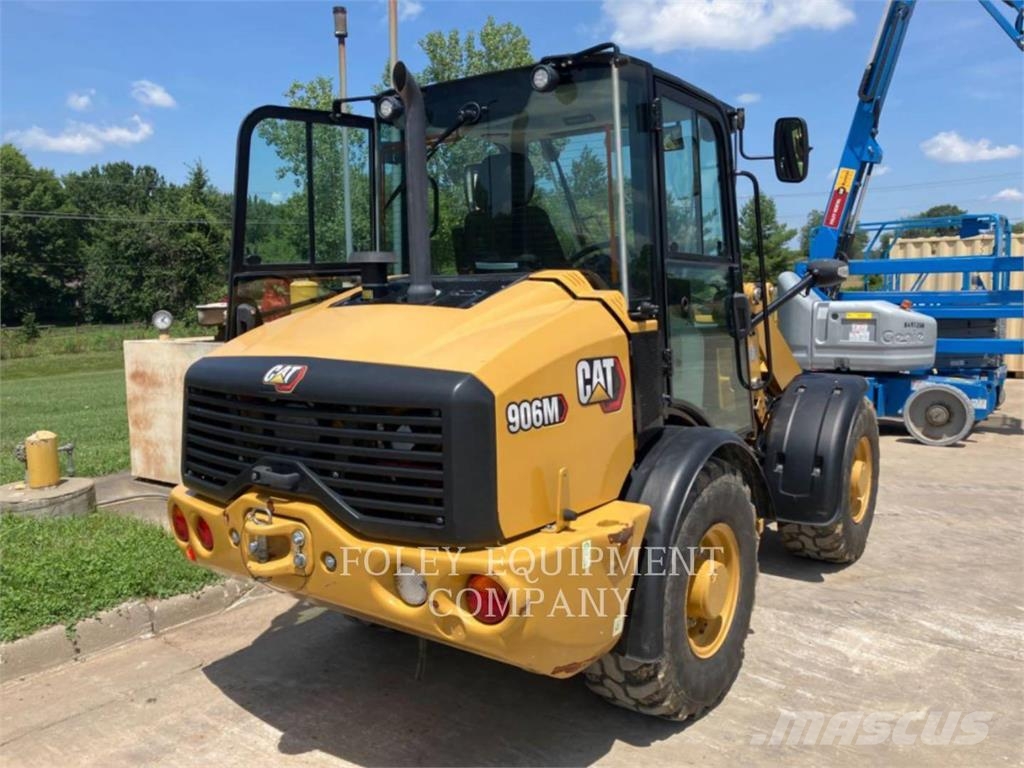 CAT 906M Utovarivači na kotačima