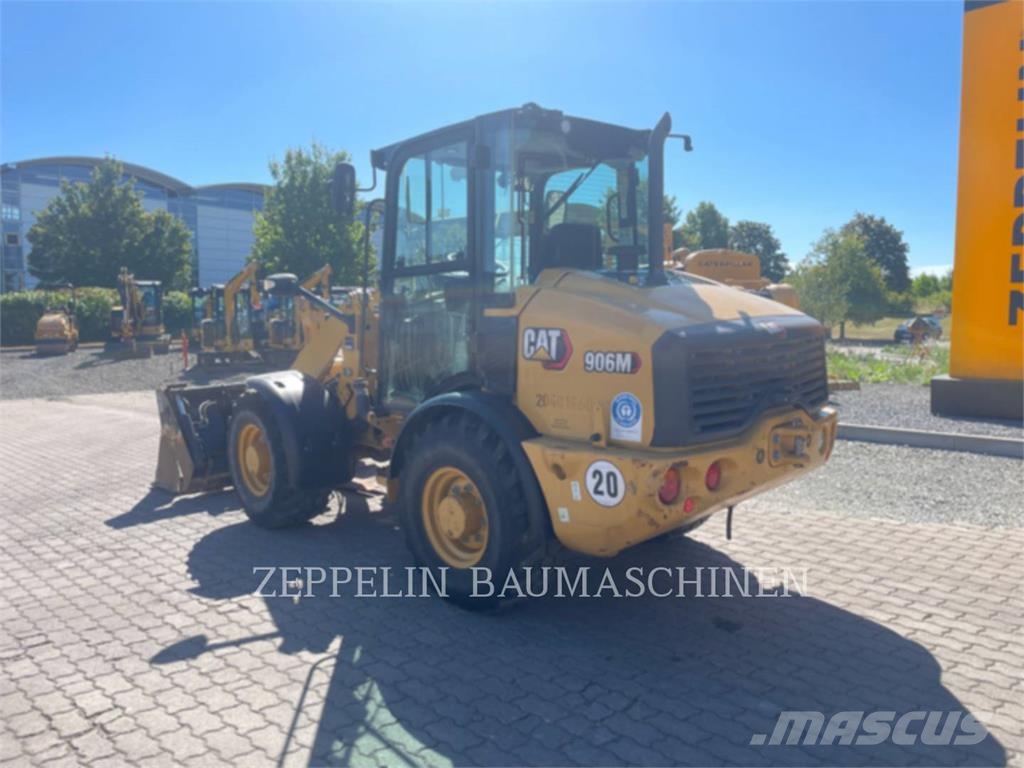 CAT 906M Chargeuse sur pneus