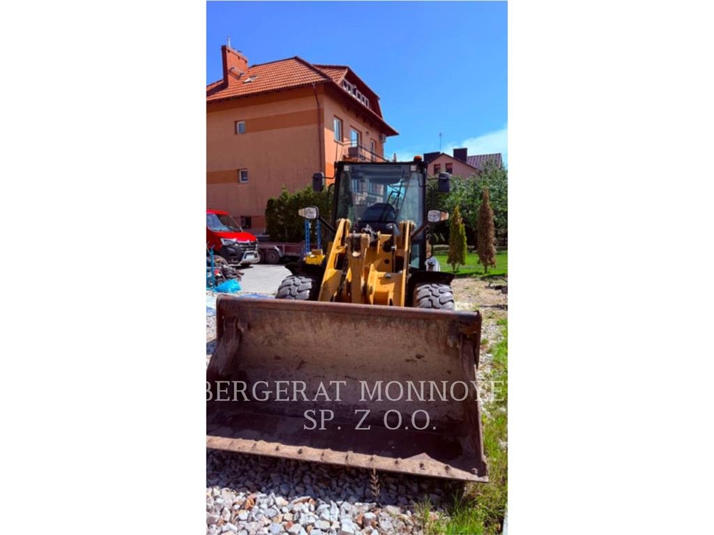 CAT 906M Wheel loaders
