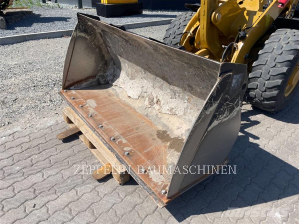 CAT 907-14 Radlader