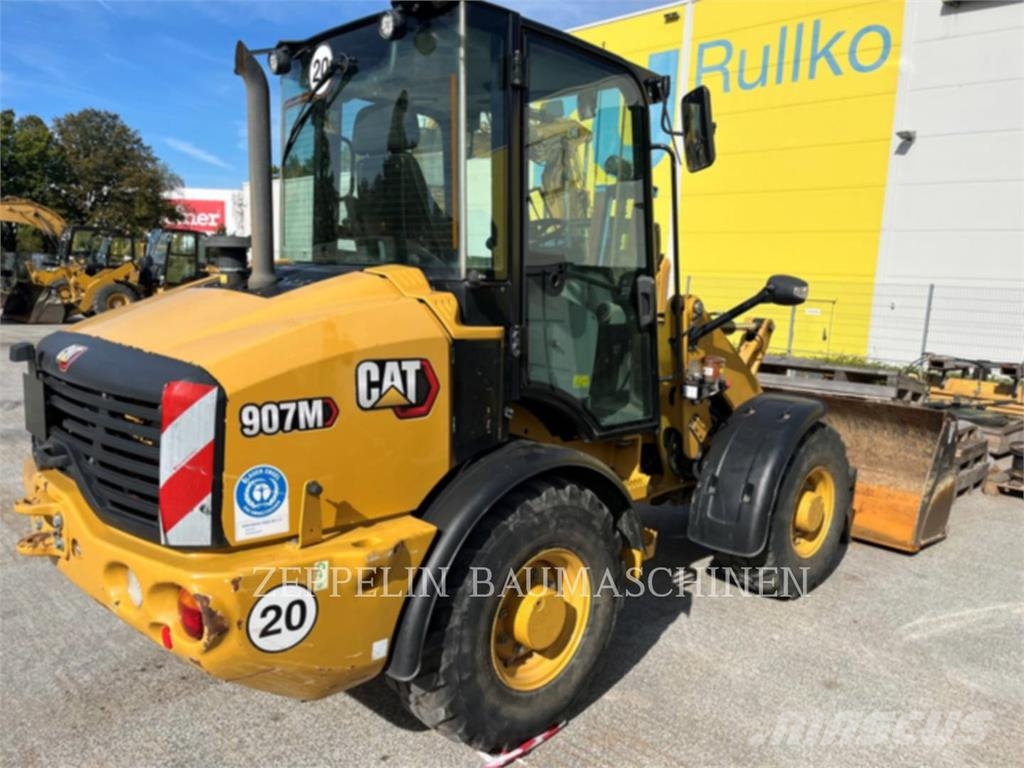 CAT 907M Radlader