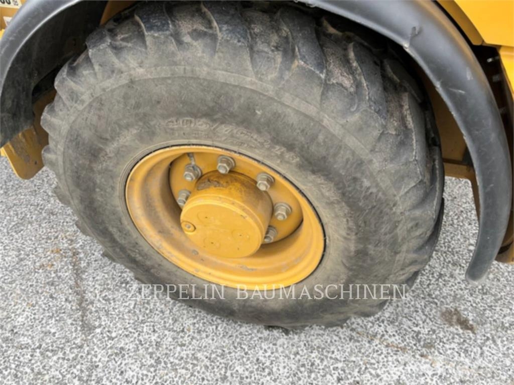 CAT 907M Radlader