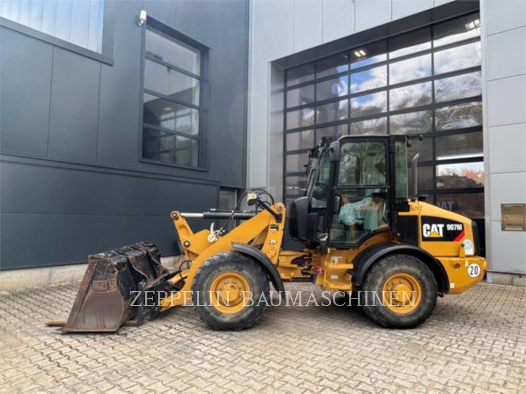 CAT 907M Radlader