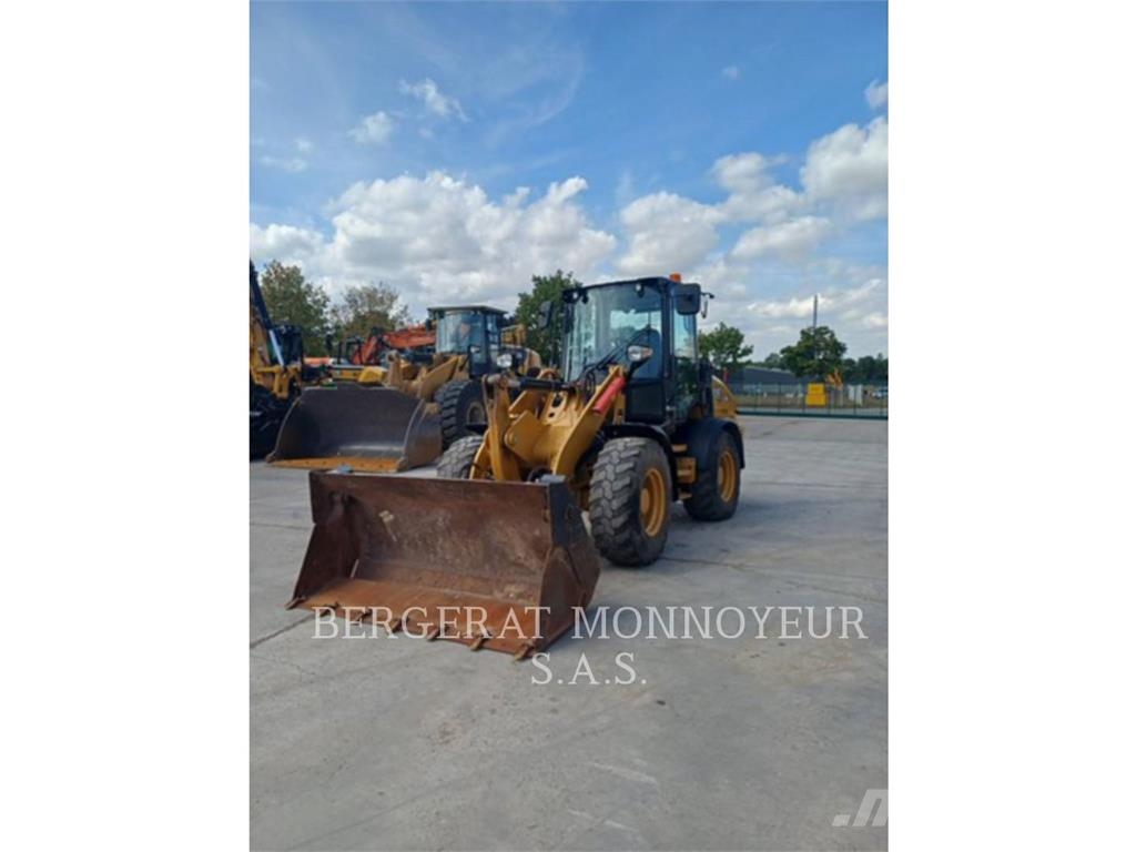 CAT 908 Minicargadoras