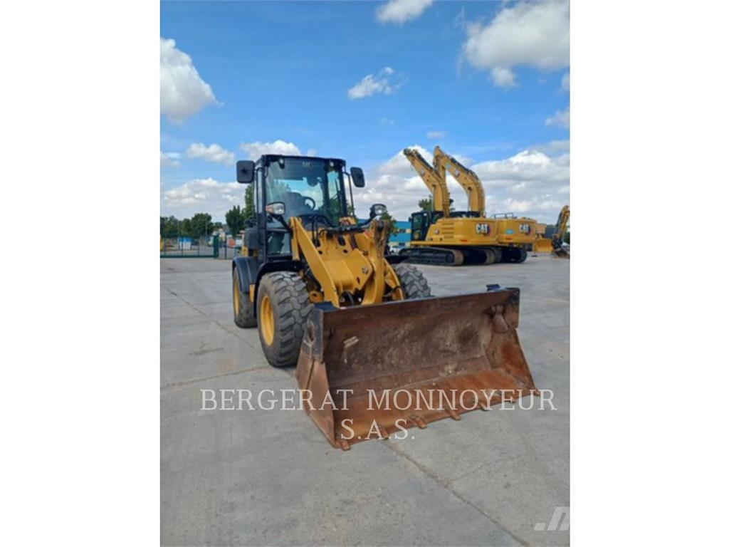 CAT 908 Minicargadoras