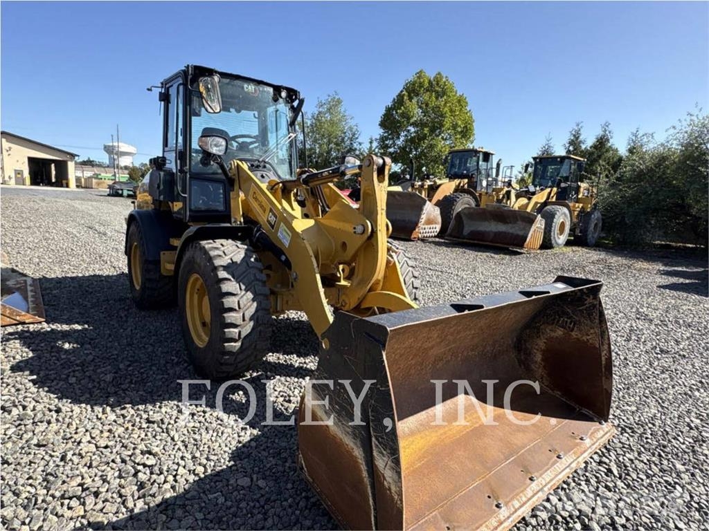 CAT 908-14 Kolesni nakladalci