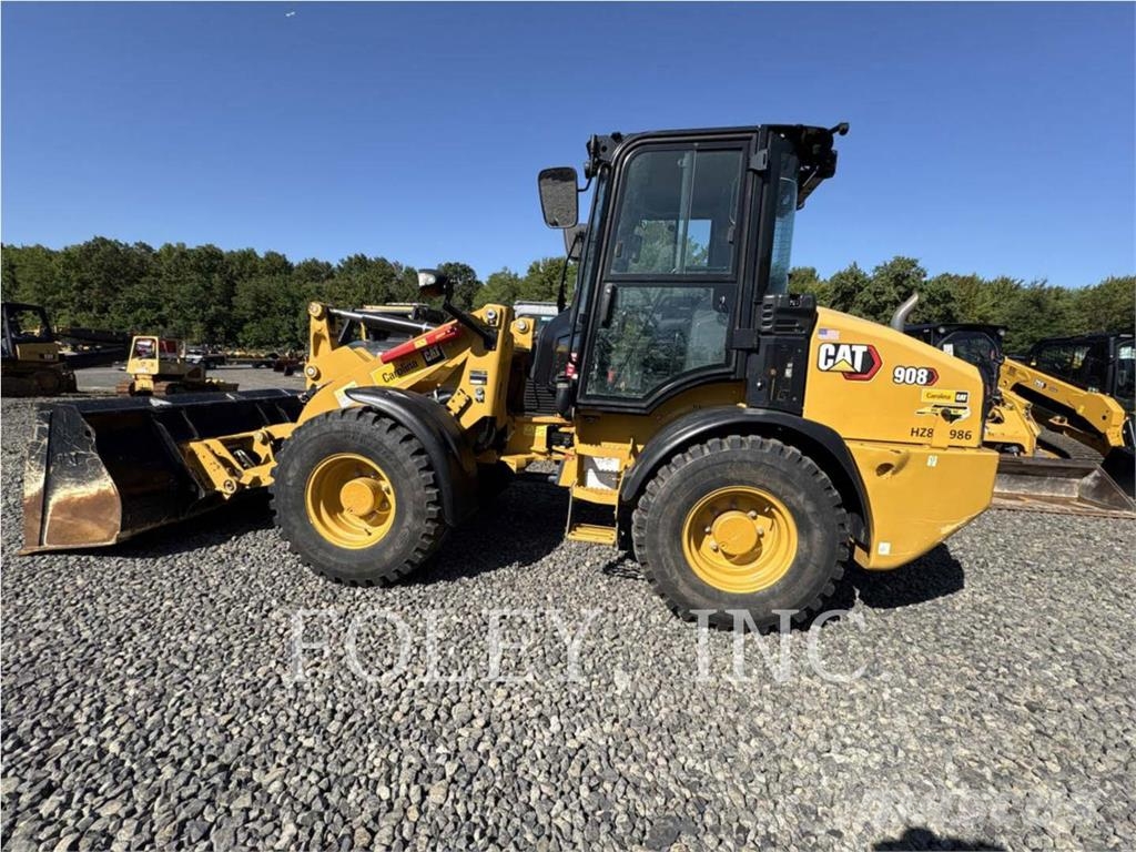 CAT 908-14 Kolesni nakladalci