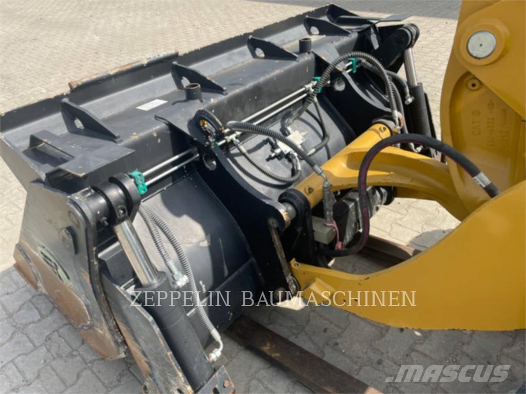 CAT 908-14 Radlader