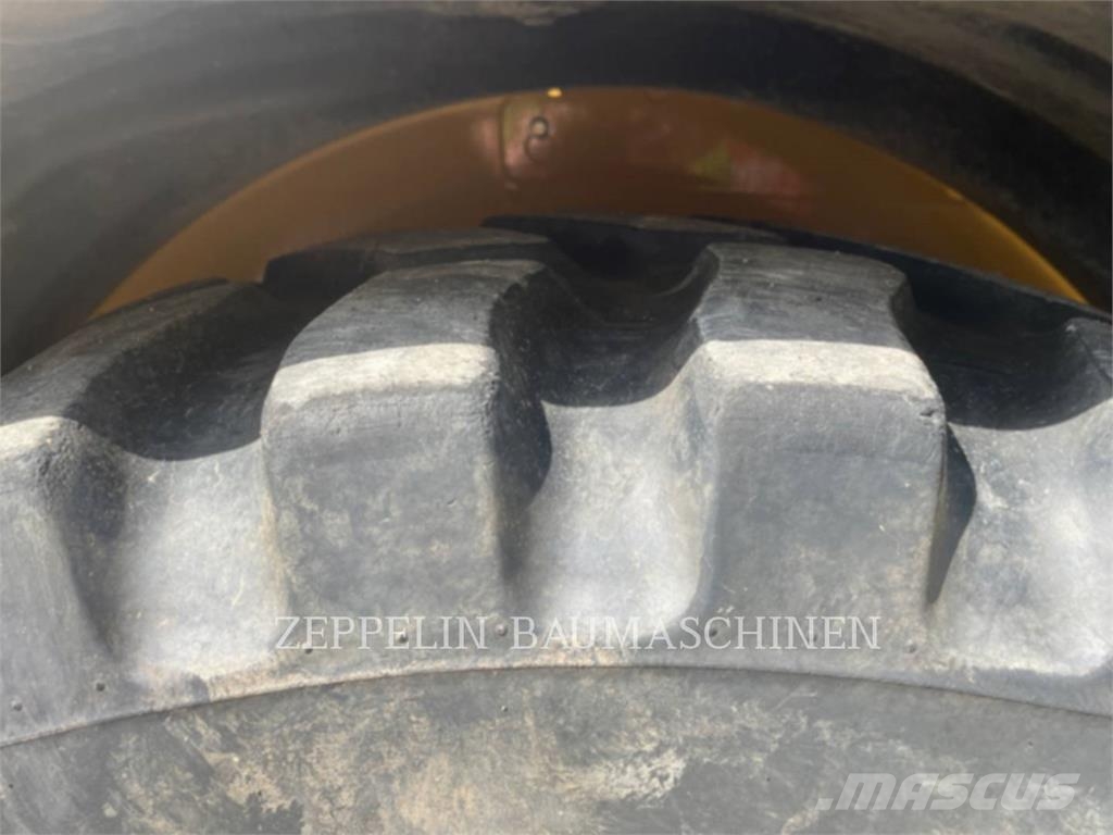 CAT 908-14 Radlader
