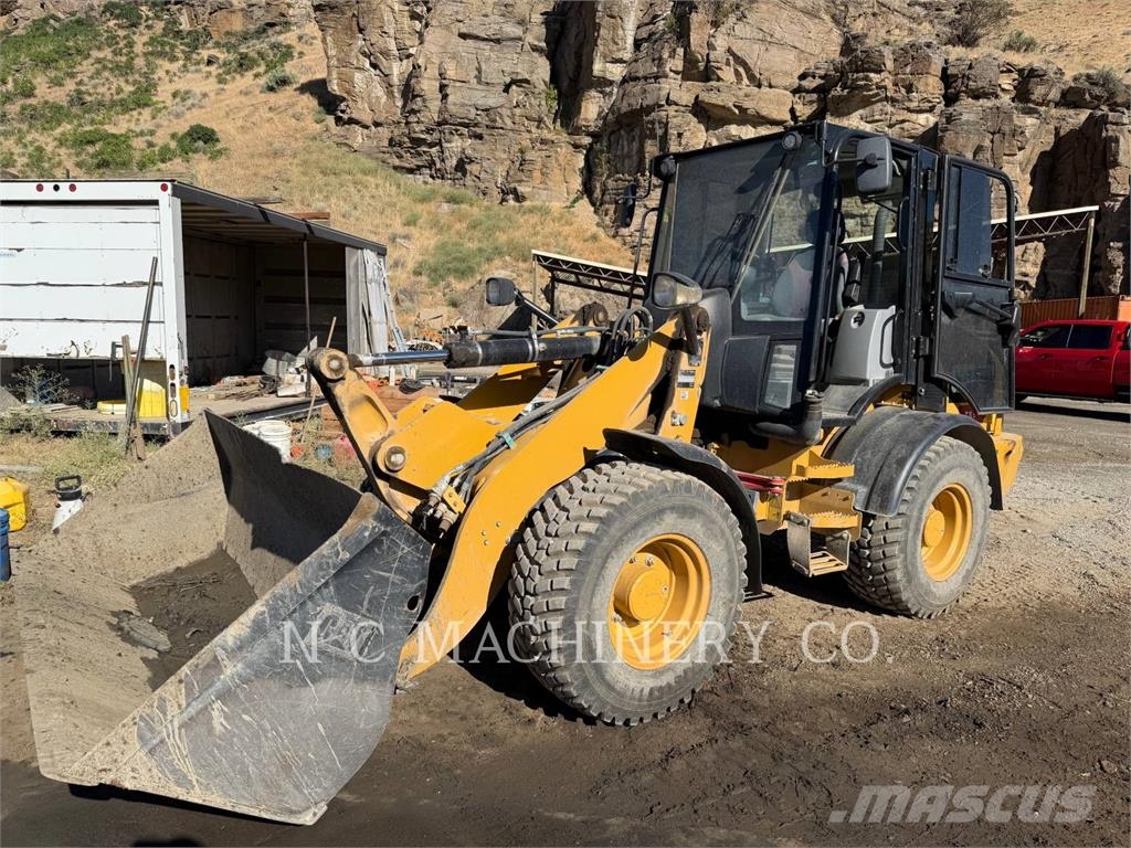 CAT 908M Φορτωτές με λάστιχα (Τροχοφόροι)