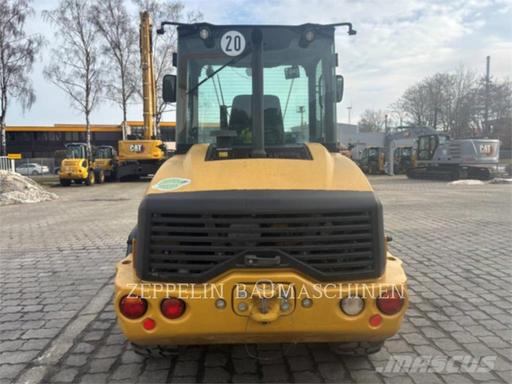CAT 908M Radlader