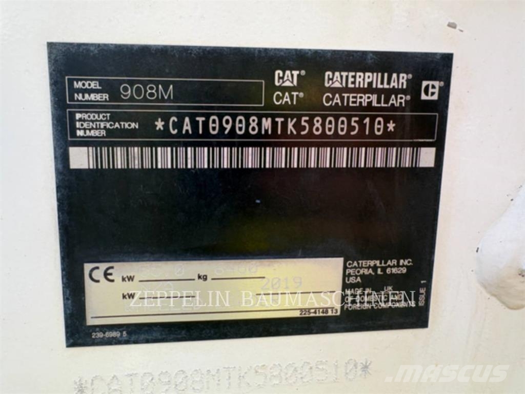 CAT 908M Iekrāvēji uz riteņiem