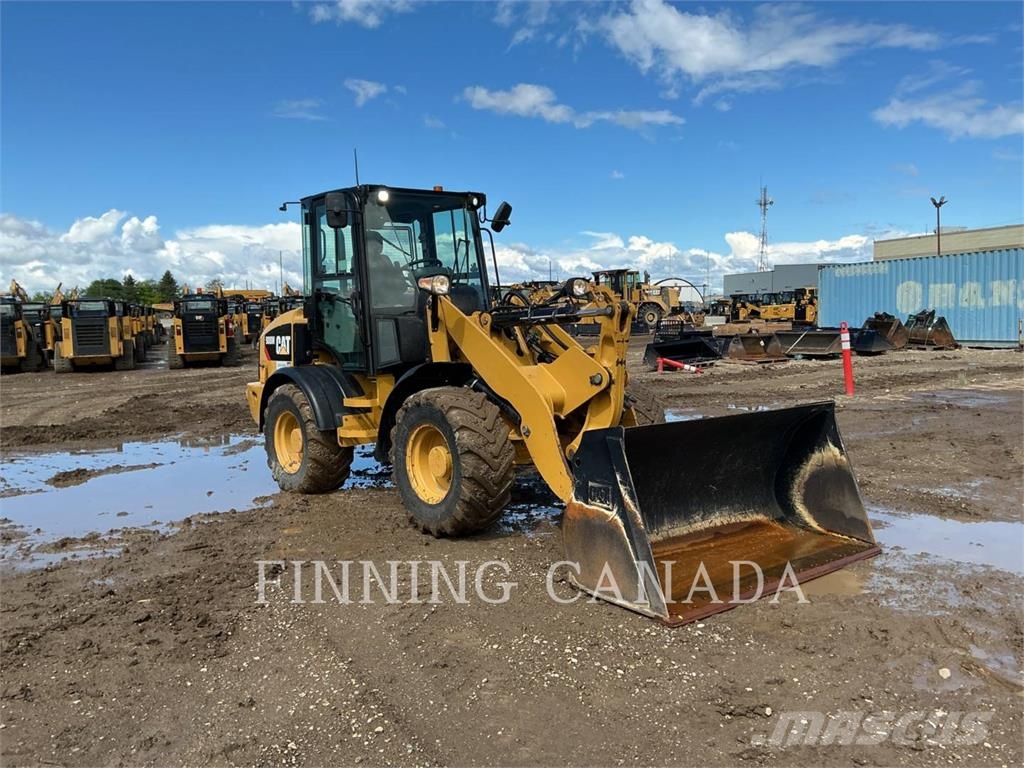 CAT 908M Radlader