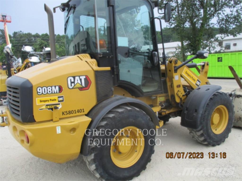 CAT 908M Utovarivači na točkove