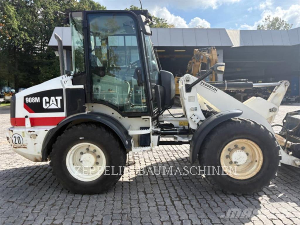CAT 908M Kolesni nakladalci