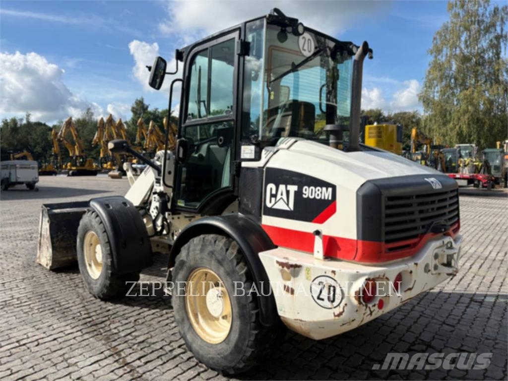 CAT 908M Kolesni nakladalci