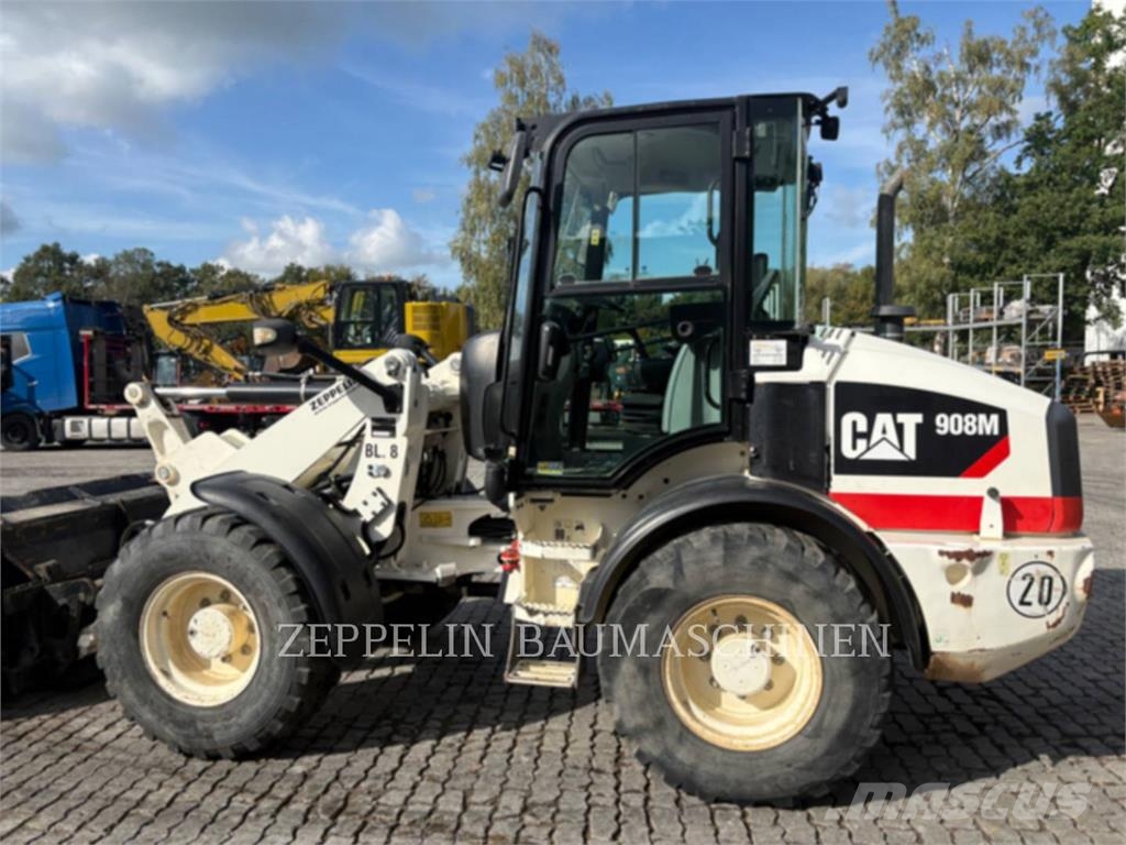 CAT 908M Kolesni nakladalci