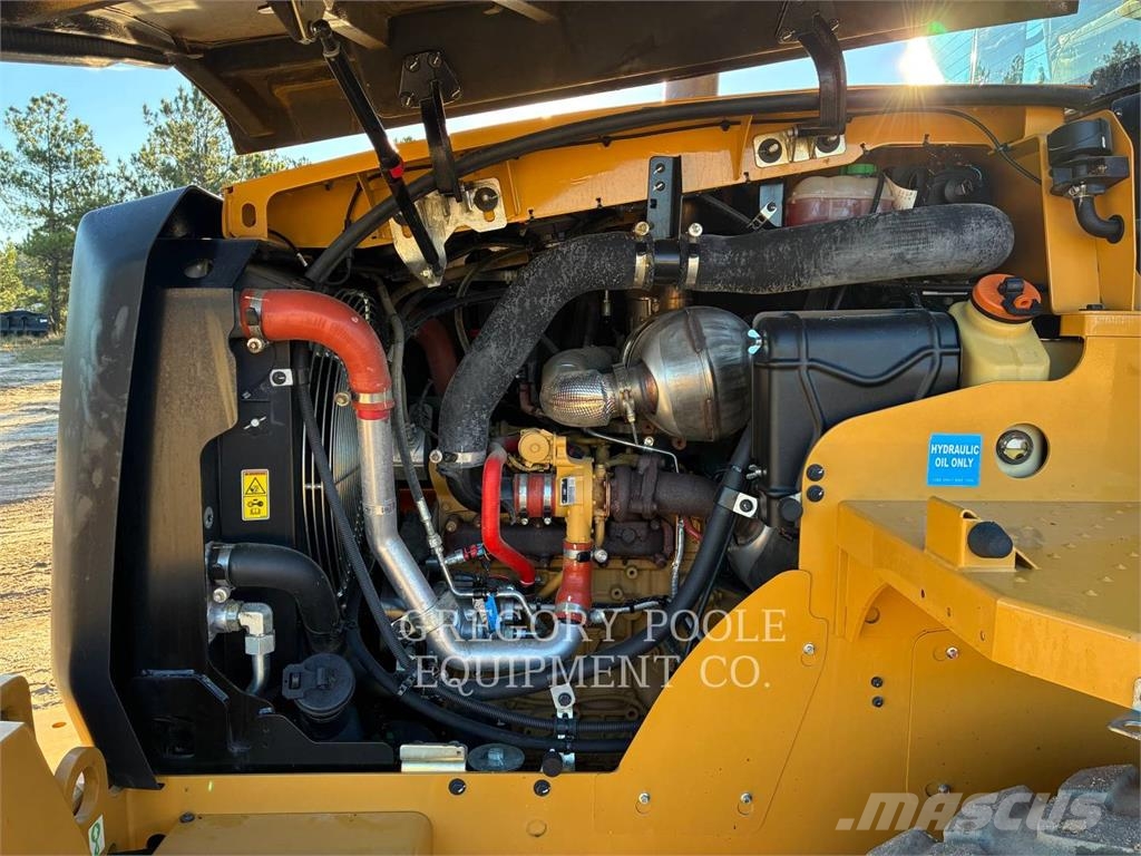 CAT 914-14 Gumikerekes homlokrakodók