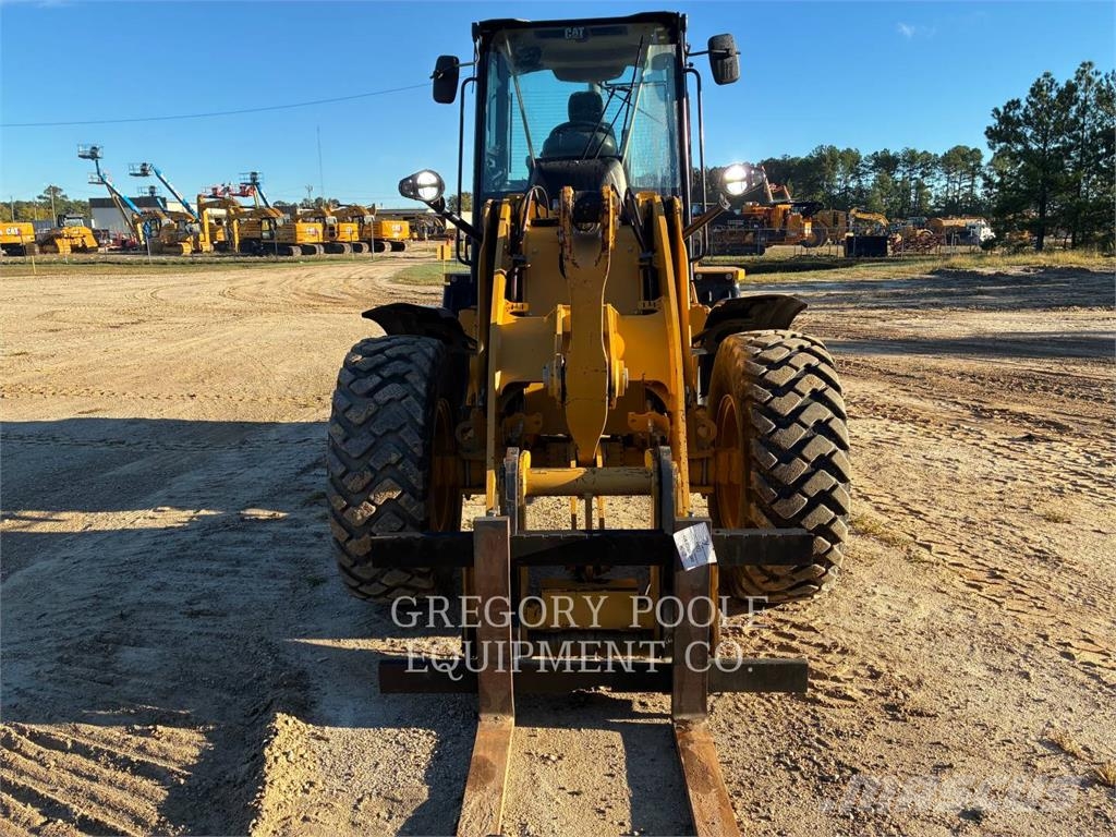 CAT 914-14 Gumikerekes homlokrakodók