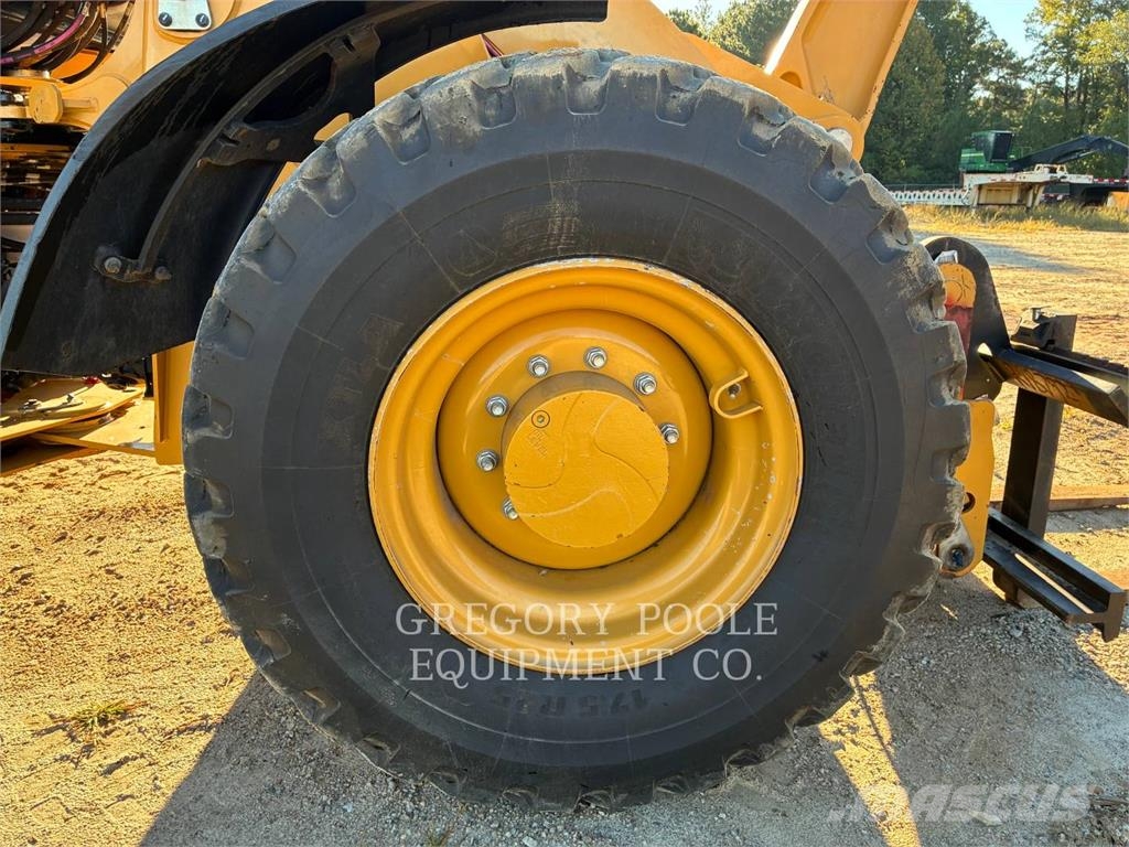 CAT 914-14 Gumikerekes homlokrakodók