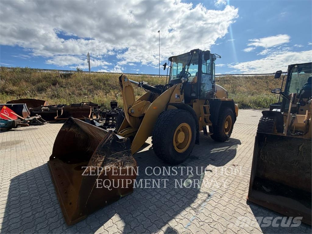 CAT 920-14 Iekrāvēji uz riteņiem
