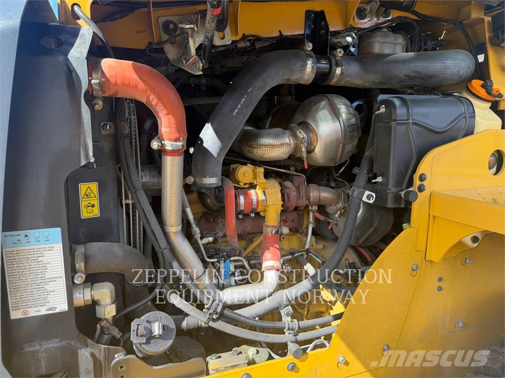 CAT 920-14 Iekrāvēji uz riteņiem