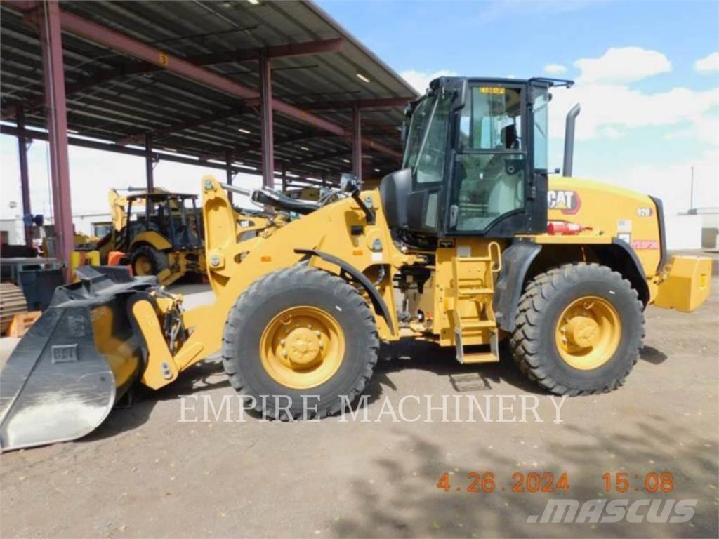 CAT 920-14 FC Iekrāvēji uz riteņiem