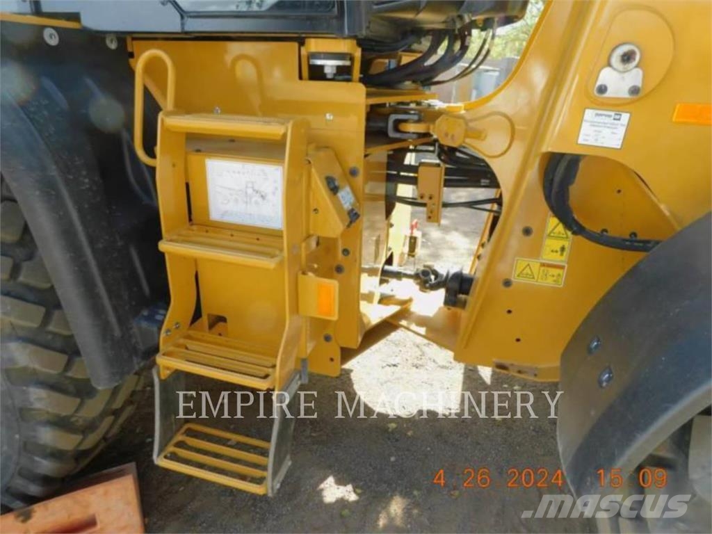 CAT 920-14 FC Iekrāvēji uz riteņiem
