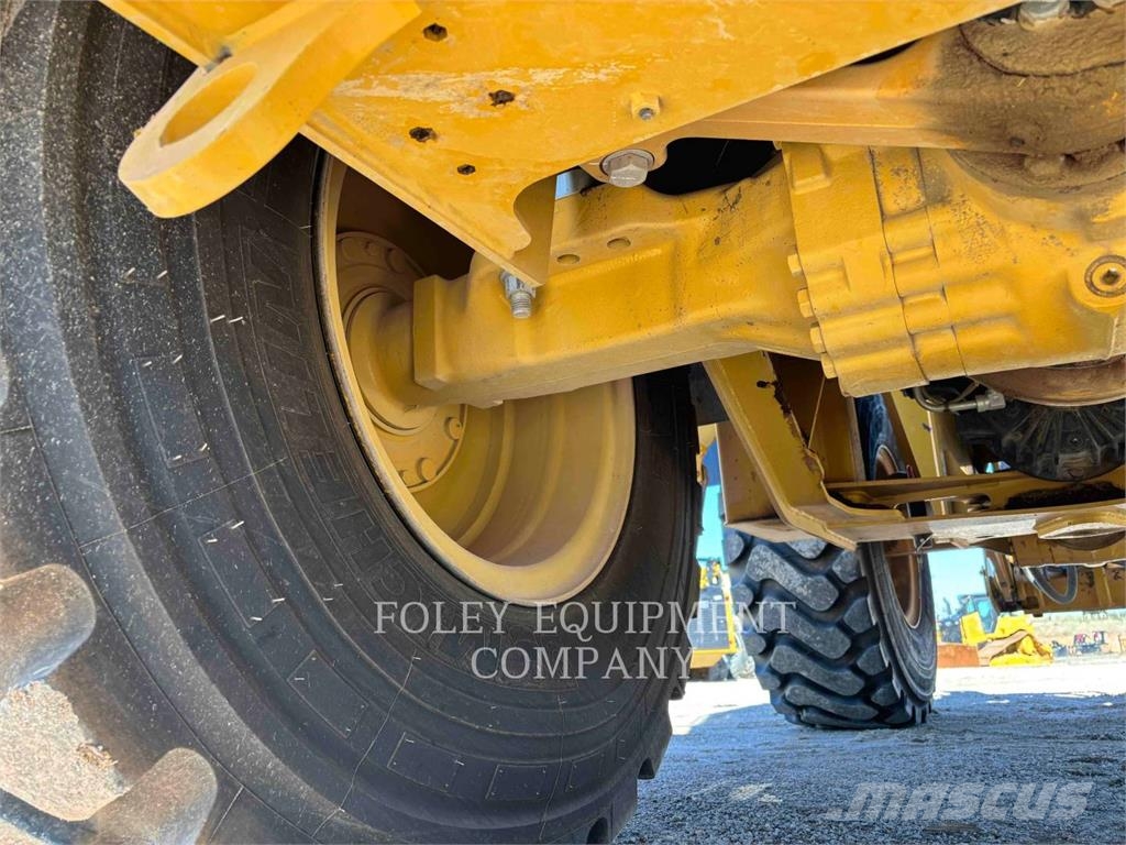 CAT 92014 Wielladers