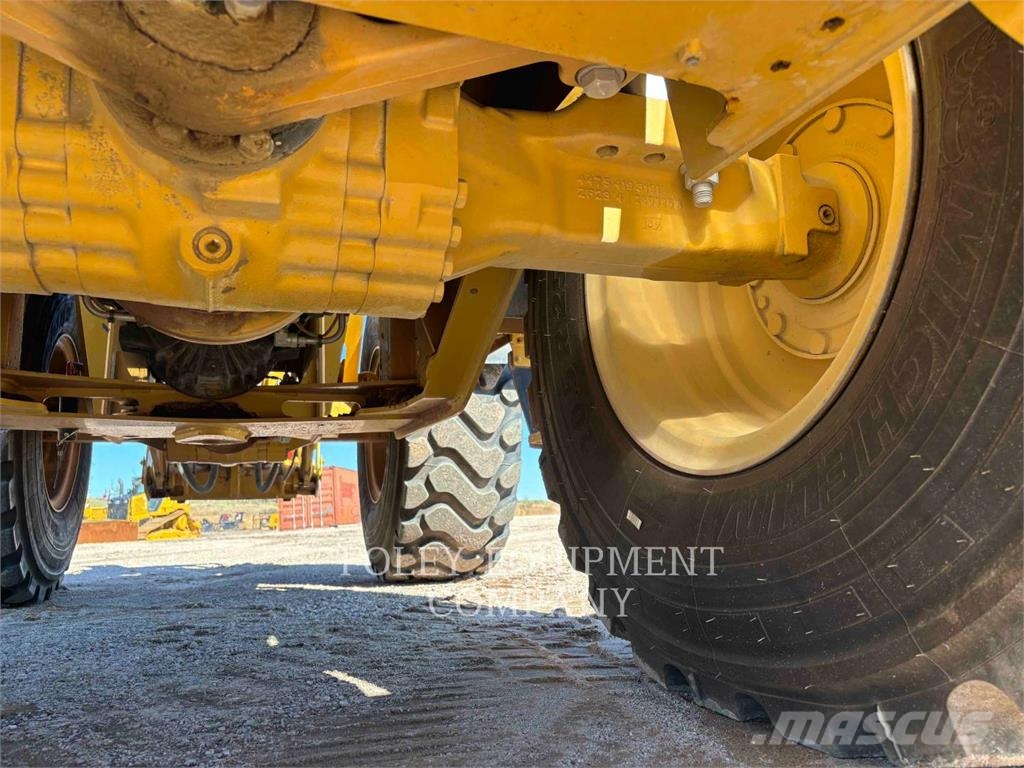 CAT 92014 Wielladers