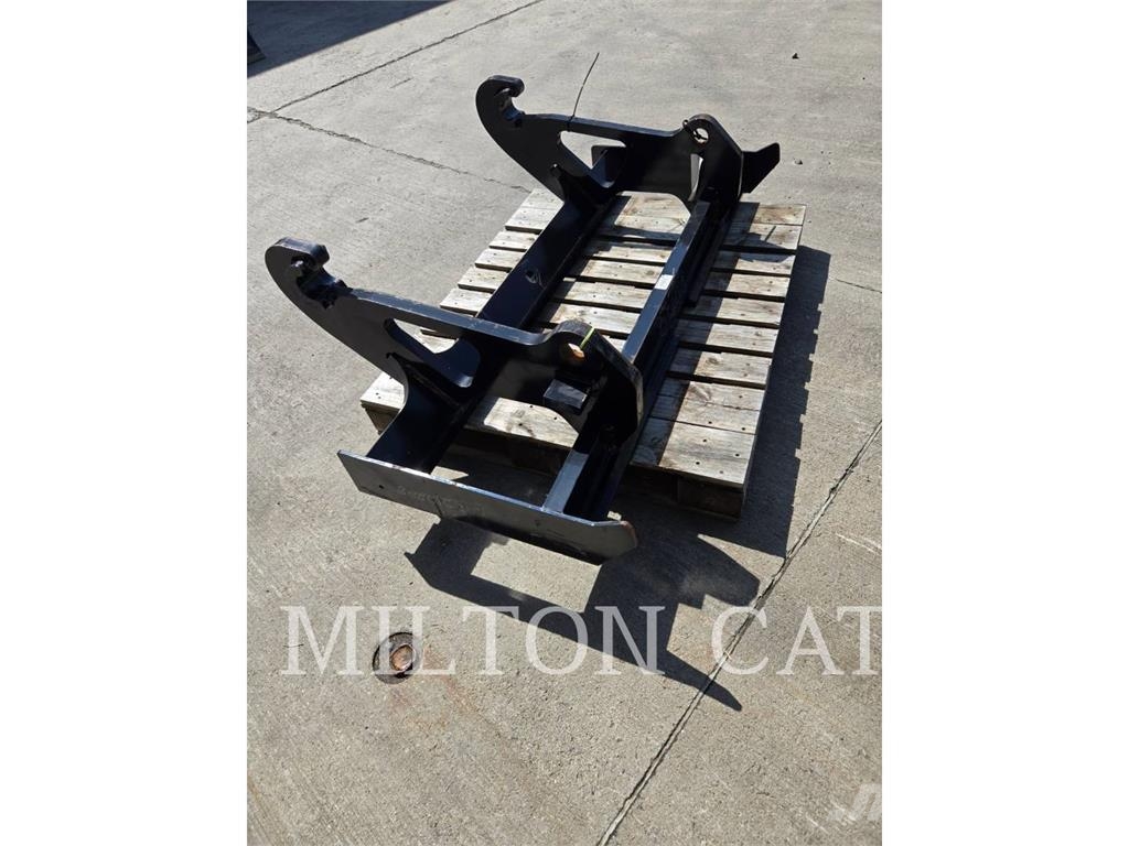 CAT 924-938 FORK CARRIAGE FOR C 3/4 ISO COUPLER Vidlica