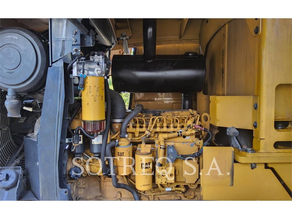 CAT 924K 휠로우더