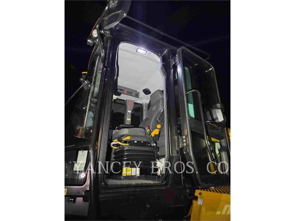 CAT 92614 휠로우더