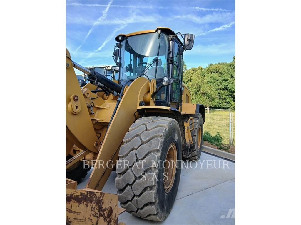 CAT 926M 輪胎式裝載機