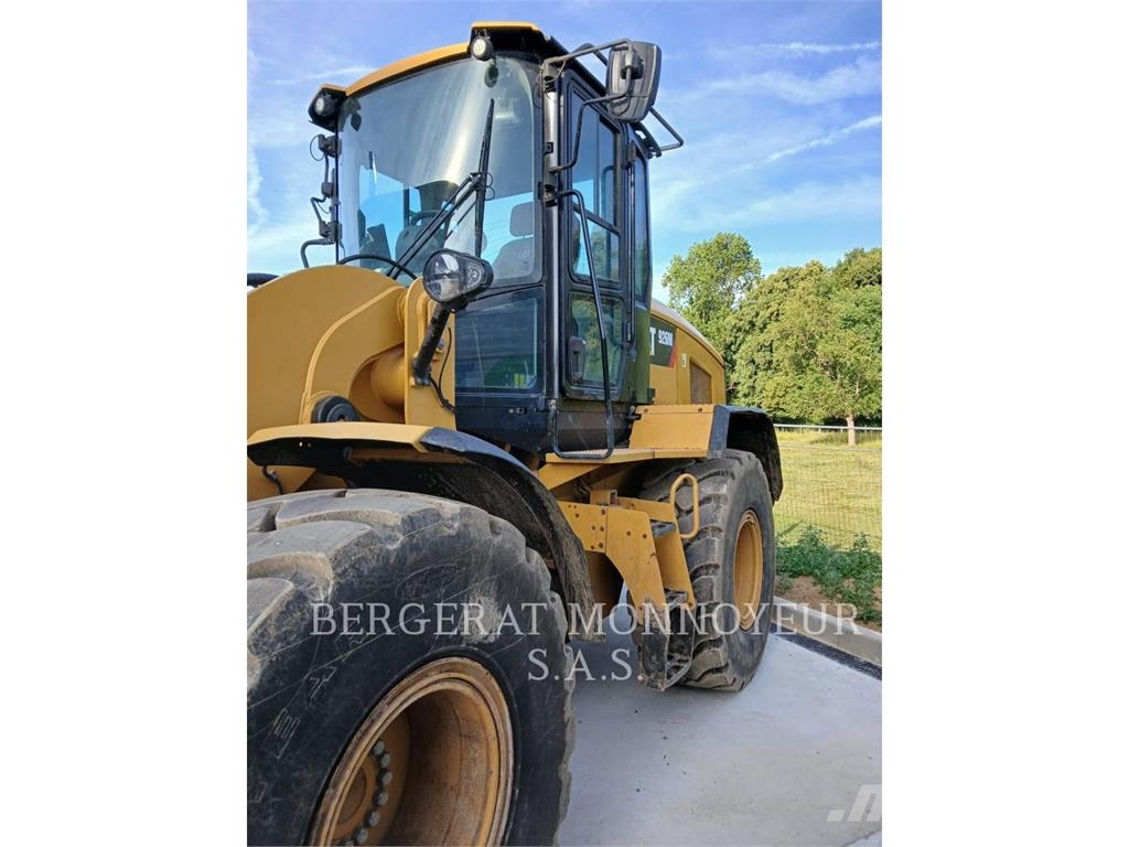 CAT 926M 輪胎式裝載機