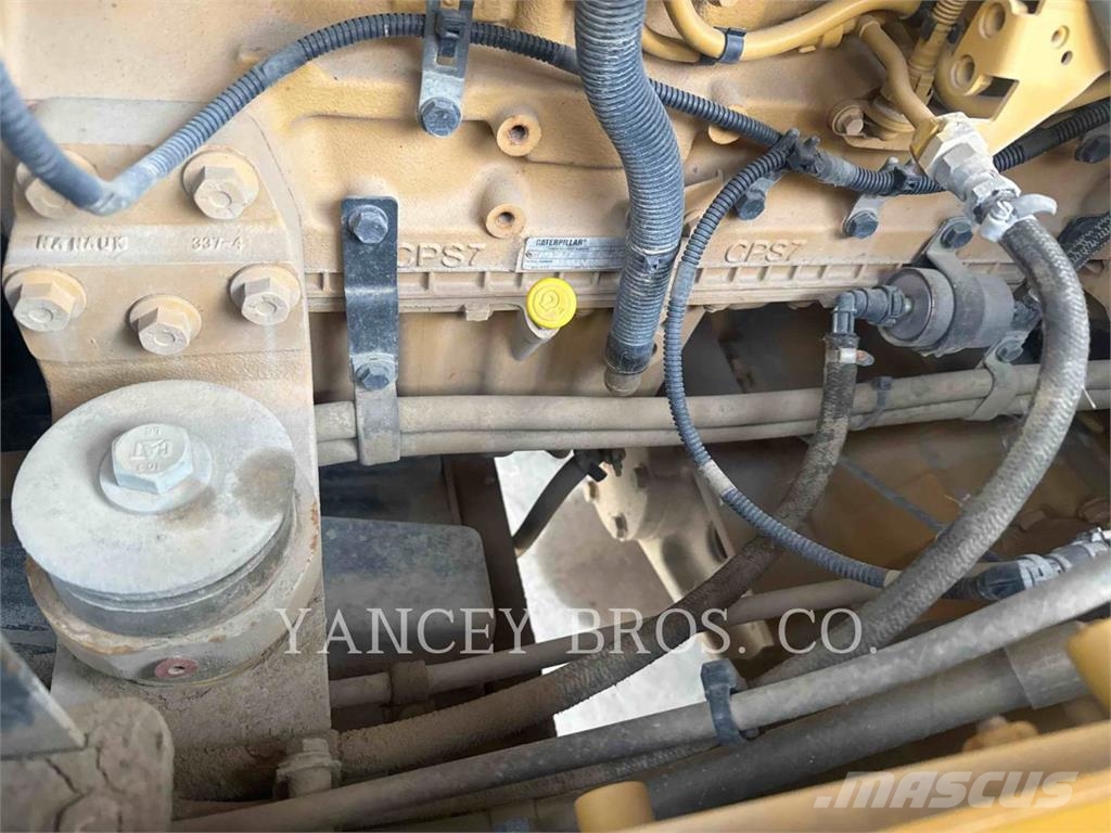CAT 926M 휠로우더
