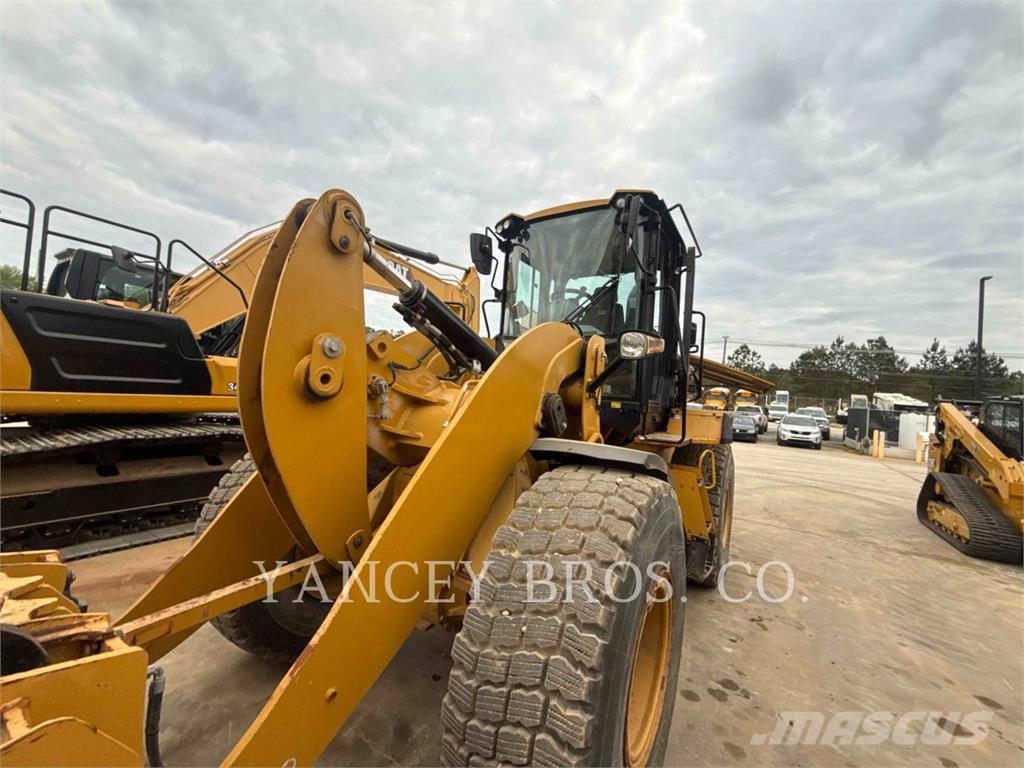 CAT 926M 휠로우더
