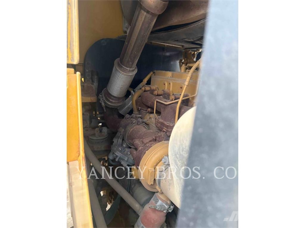CAT 926M 휠로우더