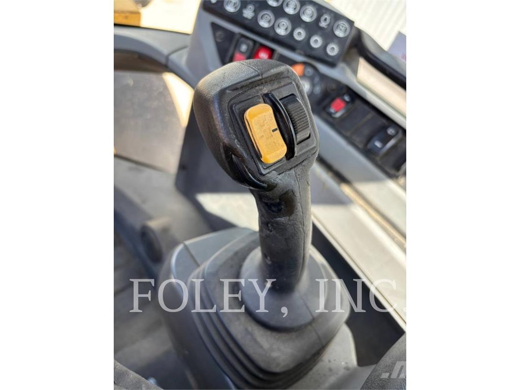 CAT 926M Tekerlekli yükleyiciler